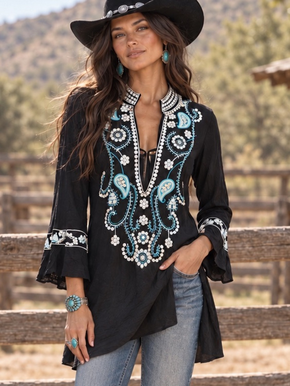 Santoori Black Turquoise Embroidered Sequin Tunic Western Boho M 100% Cotton